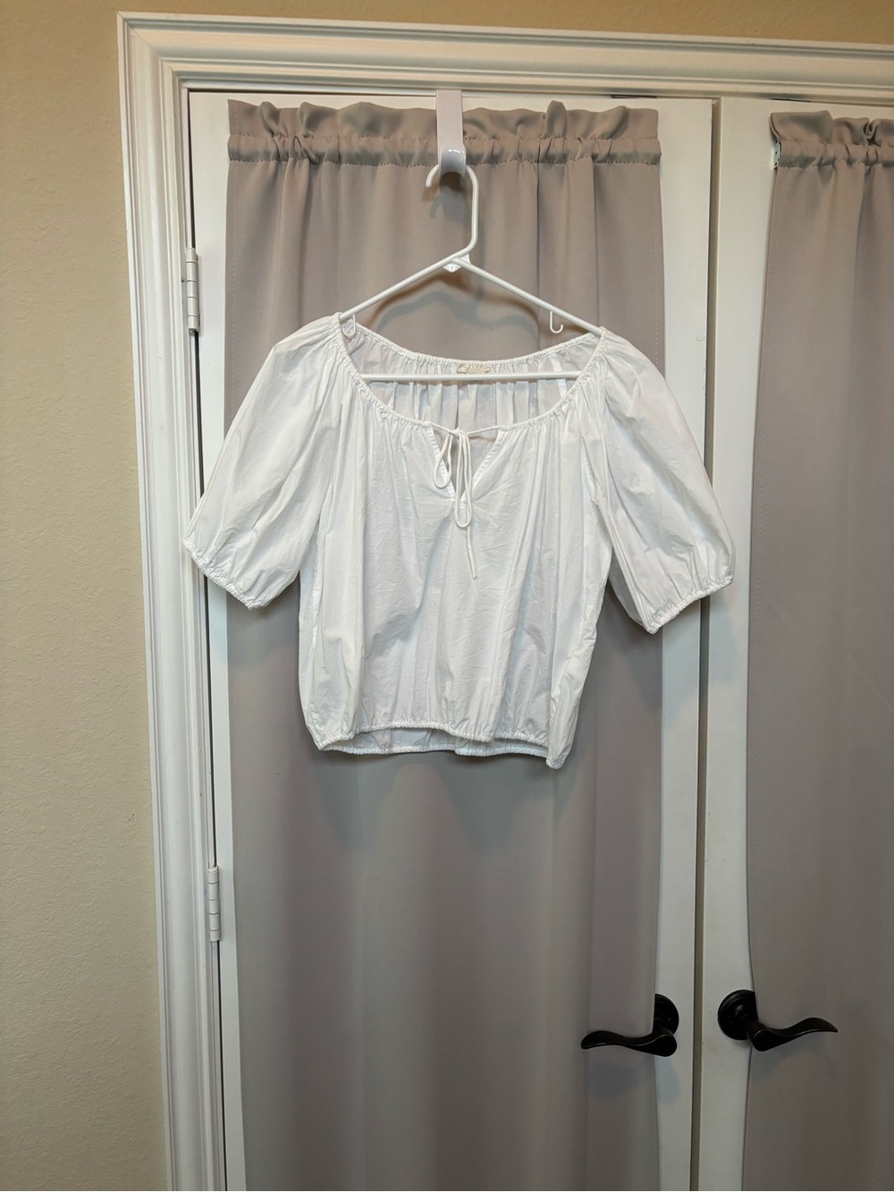 Lucky Brand White Tie-Front Peasant Blouse